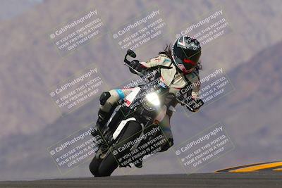 media/Oct-03-2022-Moto Forza (Mon) [[5f077a3730]]/Intermediate Group/Session 4 (Turn 9)/